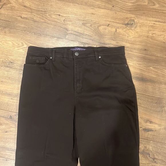 Gloria Vanderbilt-Brown ‼️Never worn‼️ - Picture 4 of 7